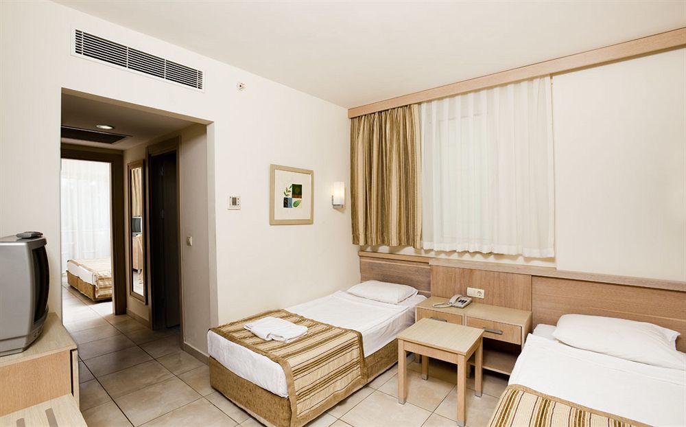Resort Sural Side